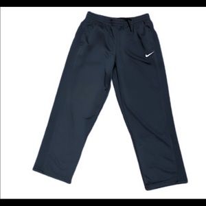 Nike trackPants
